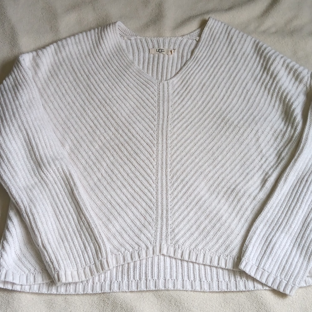 Ugg womens size medium white cable knit pullover herringbone pattern sweater